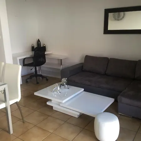 Daire Centre Colmar, Parking *